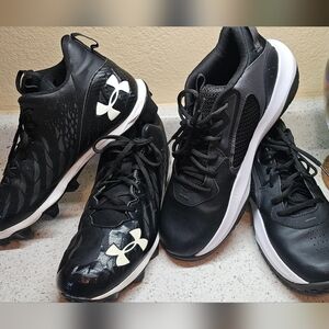 2 pairs - Under Armour mens Basketball and Football shoes